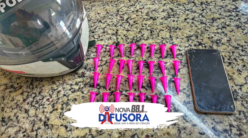 Polícia Militar prende homem por tráfico de drogas em Amparo