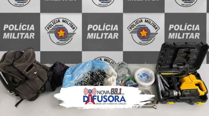 Homem é preso por furto em obra durante a madrugada em Amparo